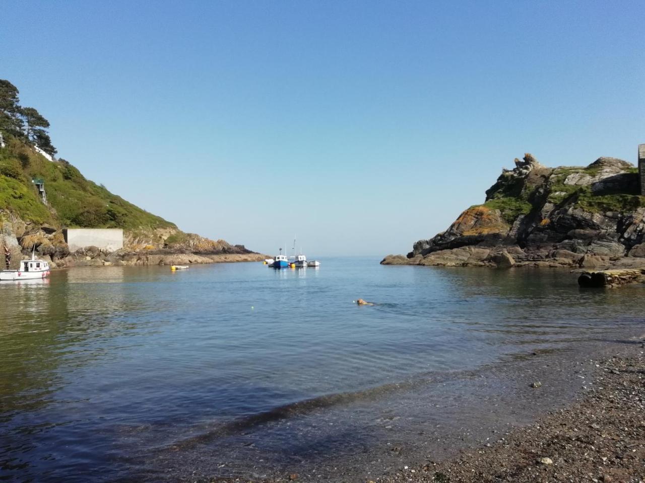 The House On The Props 3* Polperro