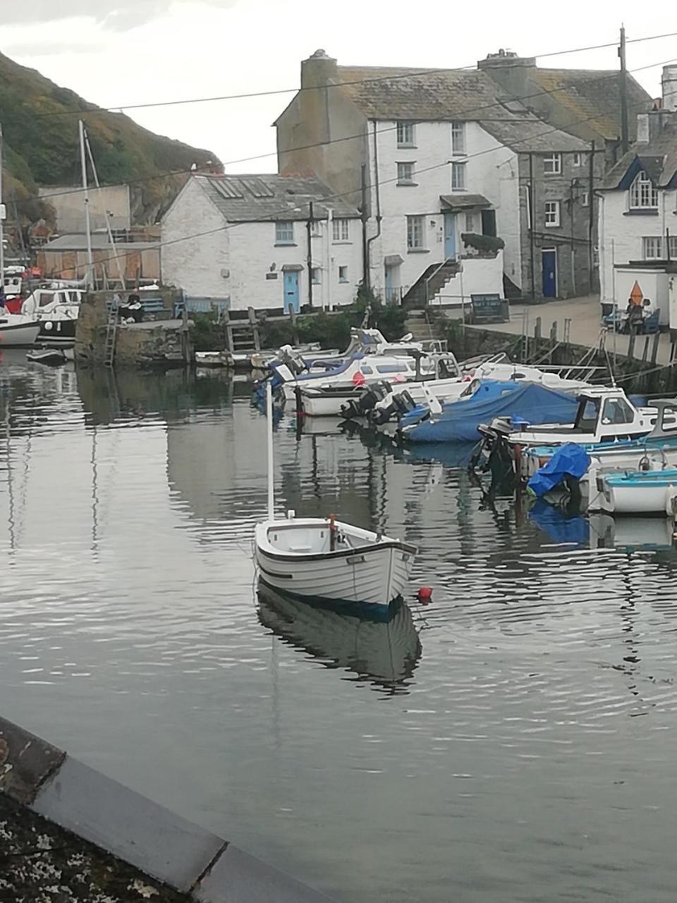 Bed & Breakfast The House On The Props Polperro